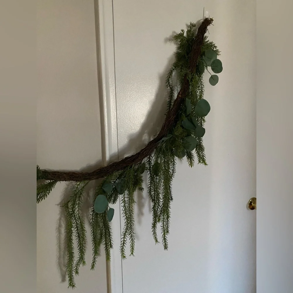 6ft hanging Pine Garland